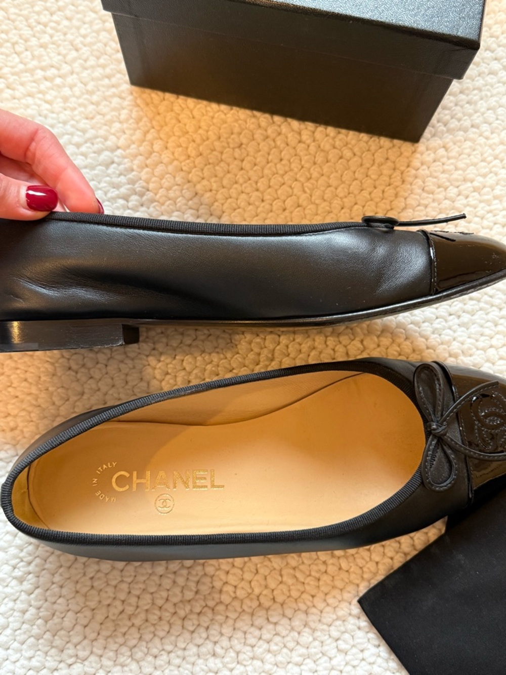 CHANEL Black Leather Ballet Flats with Patent Toe( dust bags and box included) - Picture 10 of 12